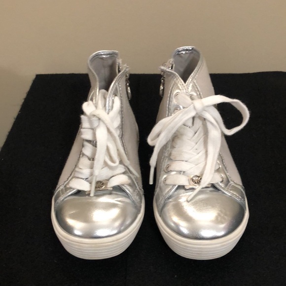 Michael Kors - Picture 4 of 5